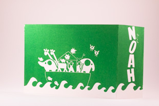 Groen geboortekaartje met een Ark van Noah